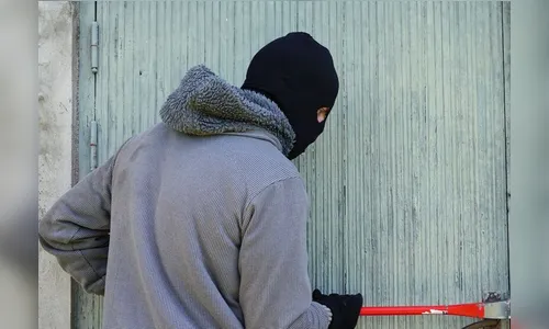 Caseiro de sítio vive momentos de terror durante assalto em Apucarana