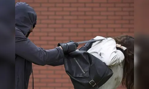 Ladrão rouba idosa que iria para consulta médica em Apucarana