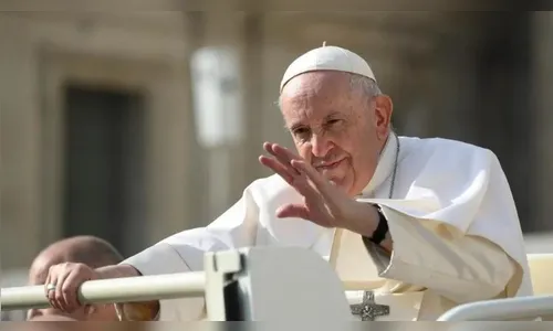 'Homossexualidade não é crime', afirma Papa Francisco em entrevista