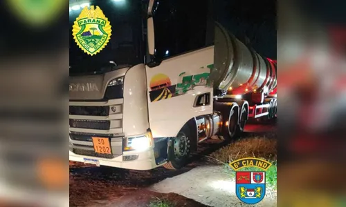 Caminhão roubado na região de Ponta Grossa é recuperado  em Faxinal