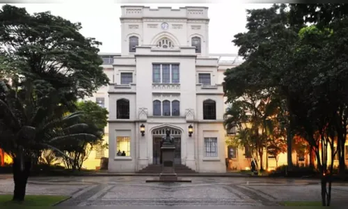 Vítimas de golpe, alunos de Medicina tentarão parcerias para formatura