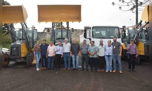 Ortigara se reúne com prefeitos e apresenta máquinas em Ivaiporã