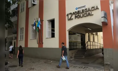 Policial é afastado suspeito de estuprar mulher dentro de delegacia