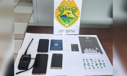 Polícia prende dois suspeitos por tráfico de drogas em Apucarana