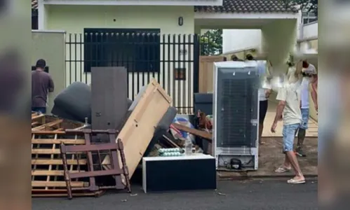 Família invade casa em Maringá; dono de imóvel expulsa invasores