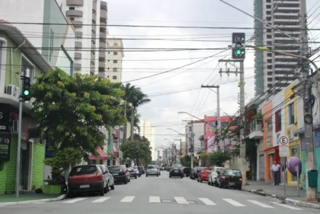 Rua Apucarana no bairro do Tatuapé em São Paulo