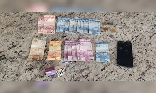 Jovem tenta engolir drogas para fugir de flagrante em Apucarana