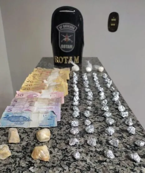 Drogas foram apreendias pela equipe Rotam