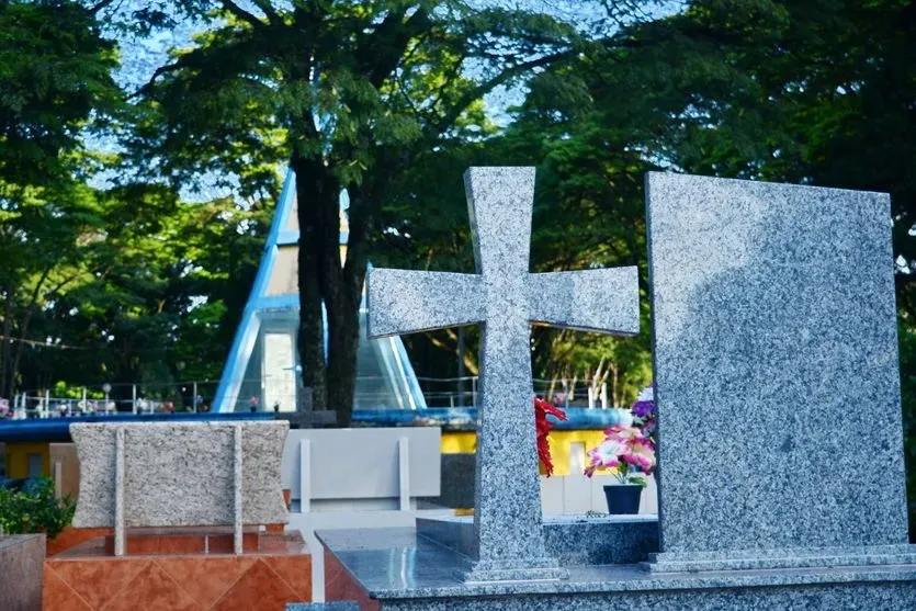 Segundo o Prever Arapongas, há apenas um sepultamento previsto para esta quinta-feira