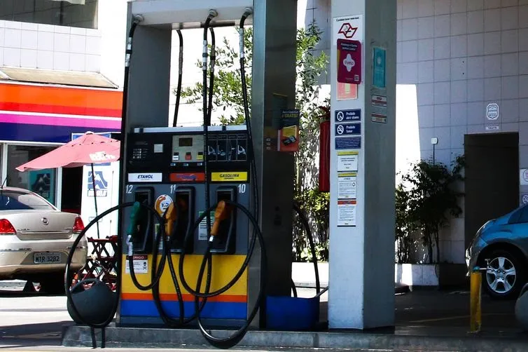 A reoneração da gasolina e do etanol a partir de março está assegurada