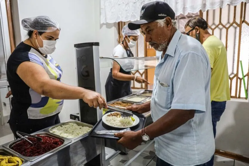 Funcionando na Avenida Irati, nº 379 (defronte à Associação Filantrópica Ferra Mula)