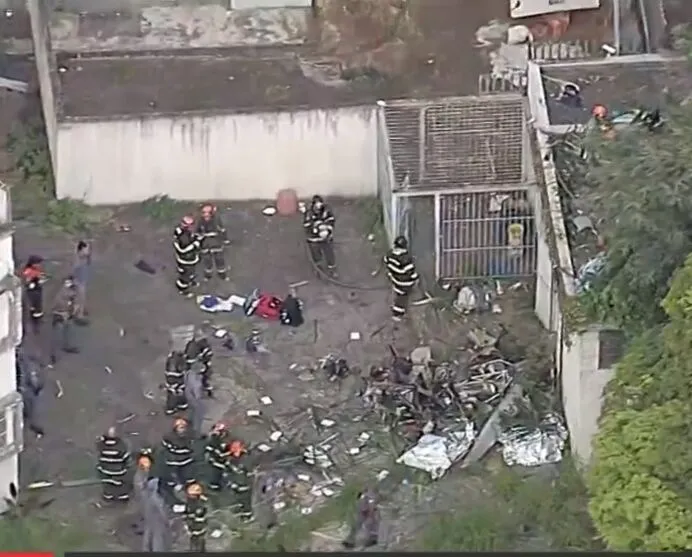 Helicóptero cai em São Paulo e deixa quatro mortos