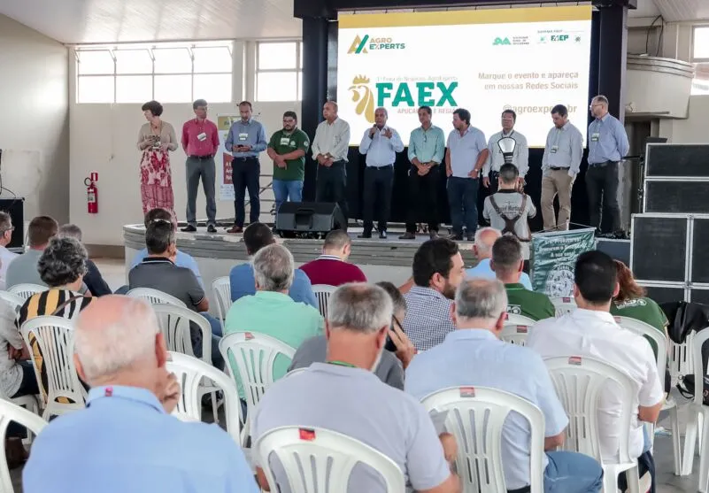 O prefeito Junior da Femac foi representado na abertura do evento pelo secretário de Agricultura