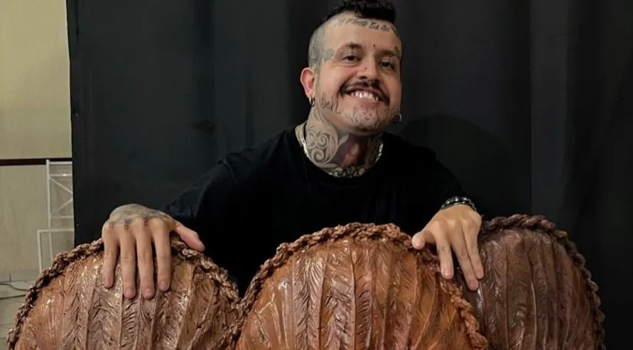 O tatuador de Apucarana, Diego Henrique da Silva, de 30 anos, se destacou na 3ª Expo Maringá Tattoo