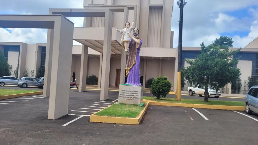 Santuário São José, localizado na Rua Dom José Marello, na Vila Agari, em Apucarana.