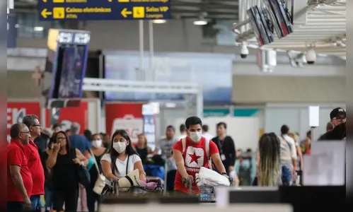 Anvisa derruba obrigatoriedade de máscaras em aeroportos e aviões