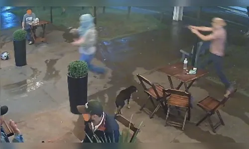 Ladrões rendem empresário e roubam Hilux em Mauá da Serra; veja a ação