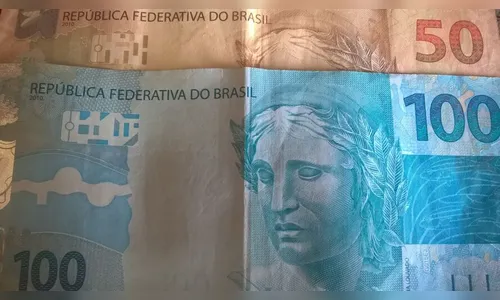 Mais de R$3 mil e objetos são furtados de casa em Arapongas