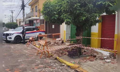 Câmera registra momento em que marquise cai sobre idoso de 62 anos