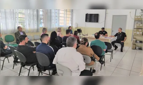 Arapongas realiza reunião e discute melhorias no trânsito