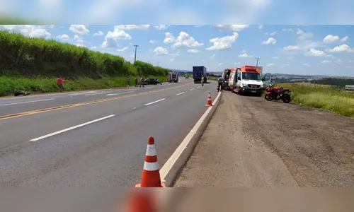 Motorista fica em estado grave após capotamento em Apucarana