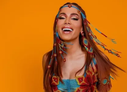 Anitta interrompe show ao tentar impedir assalto no Rio de Janeiro