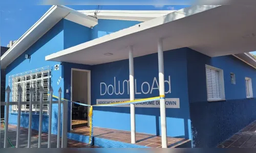 Associação DownLoAd realiza panfletagem em Apucarana