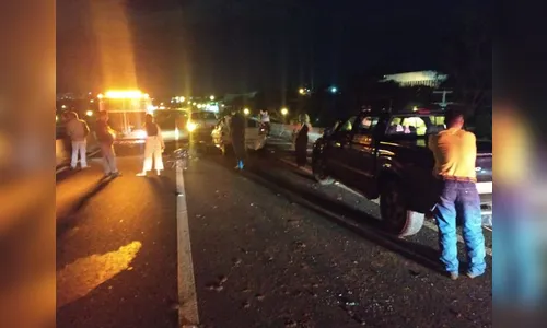 Acidente envolvendo carro de Apucarana deixa três feridos em Londrina