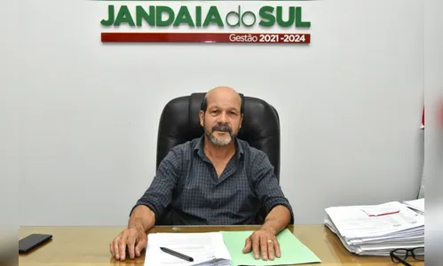 Prefeito interino assume e se organiza para comandar Jandaia