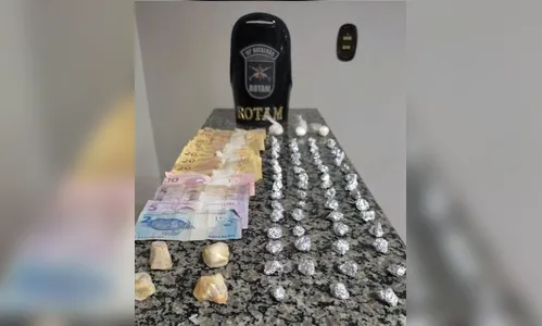 PM de Rolândia apreende pedras de crack e prende dois homens