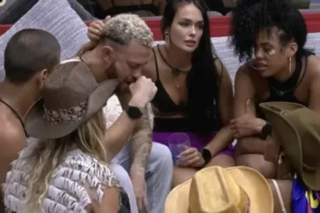 Durante a festa dessa quarta-feira (15/2) no BBB23, Fred ouviu uma música e se lembrou de Cris, filho dele e Bianca Andrade