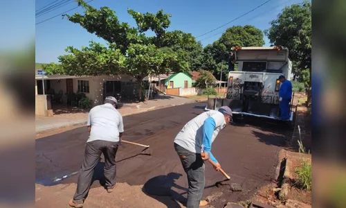 São João do Ivaí aplica revestimento asfáltico em ruas da cidade