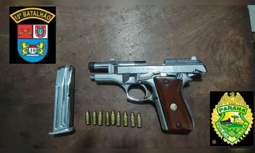 Homem mostra pistola para segurança de bar e PM é acionada