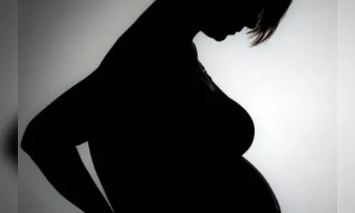 Gestante é encaminhada ao hospital com ferimentos e acusa familiares