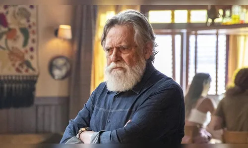 José de Abreu sofre acidente com jegue nos bastidores de novela