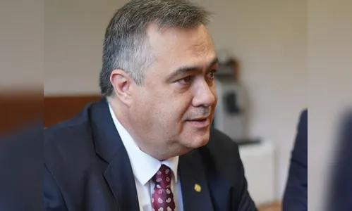 'Mulher tem que ter papel garantido na sociedade', diz Beto Preto