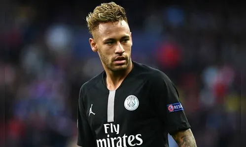 Campeão mundial com a França celebra lesão de Neymar: 'Feliz pelo PSG'