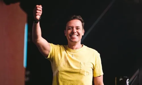 Pastor diz que batizaria Lula, mas o deixaria por 30