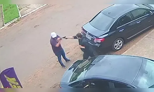 Homem é morto com 7 tiros em oficina mecânica no interior do PR