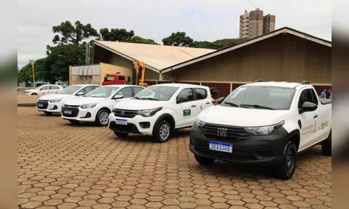 Arapongas recebe 4 novos veículos para serviços socioassistenciais