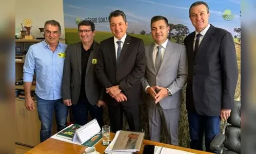 Prefeito de Faxinal busca recursos em Brasília