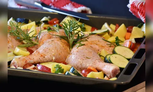 Com queda de 30% no preço, carne de frango ganha espaço na mesa