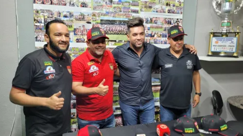 Rafael Andrade foi apresentado nesta terça como novo treinador do Apucarana Sports