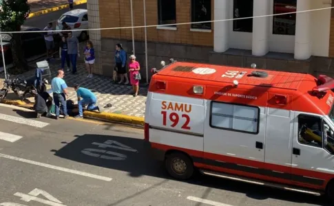 Samu atendeu o motociclista, que sofreu ferimentos leves