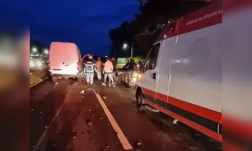 Três pessoas ficam feridas após acidente na BR-376, em Apucarana; veja
