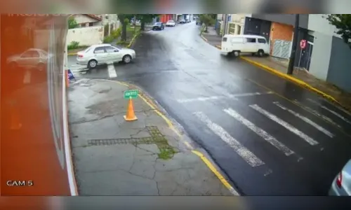 Motorista de Kombi desgovernada em Apucarana estaria embriagado; veja