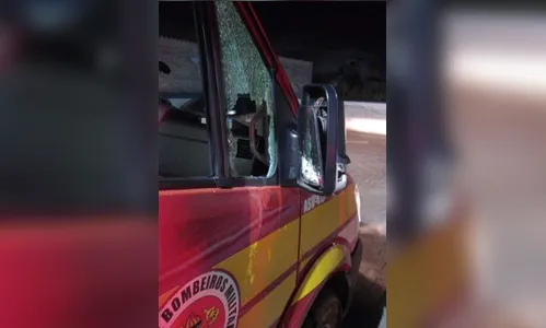 Bombeiros são baleados enquanto socorriam vítima ferida por tiros