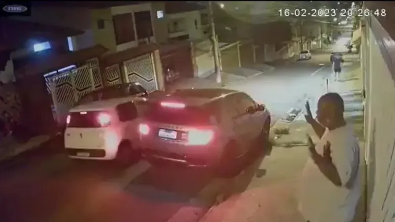 Pol&iacute;cia prende suspeito de roubar carro do cantor P&eacute;ricles - TNOnline
