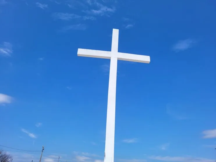 O sepultamento acontece no Cemitério Municipal