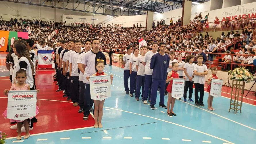 A abertura dos jogos contou com a participação de várias escolas